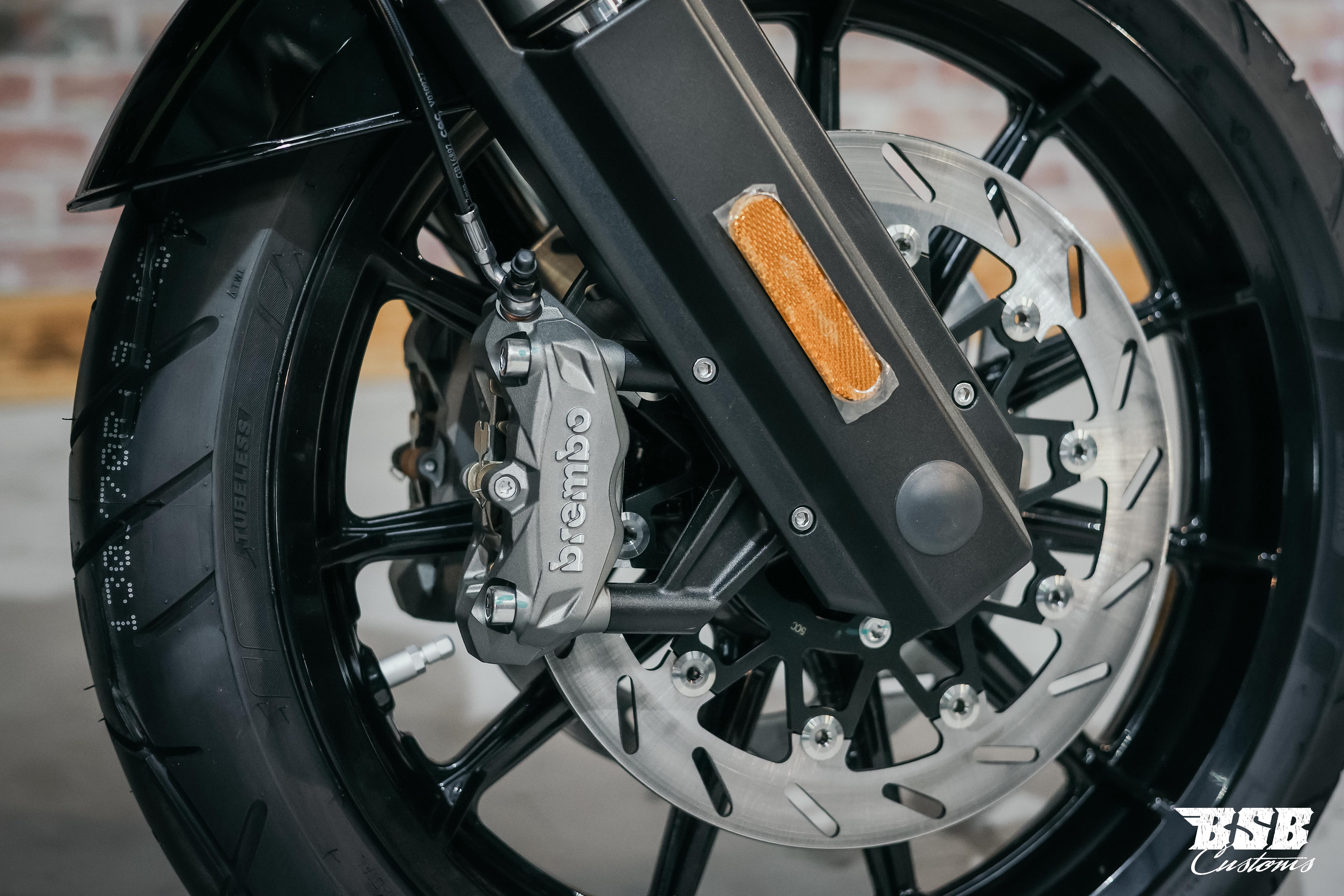 Benda LFC 700 – Der Power-Cruiser der Extraklasse 310-er Hi-Reifen, ABS / TFT/ Anti-Hopping Kupplung modifiziert by BSB Customs NEUFAHRZEUG!!! 