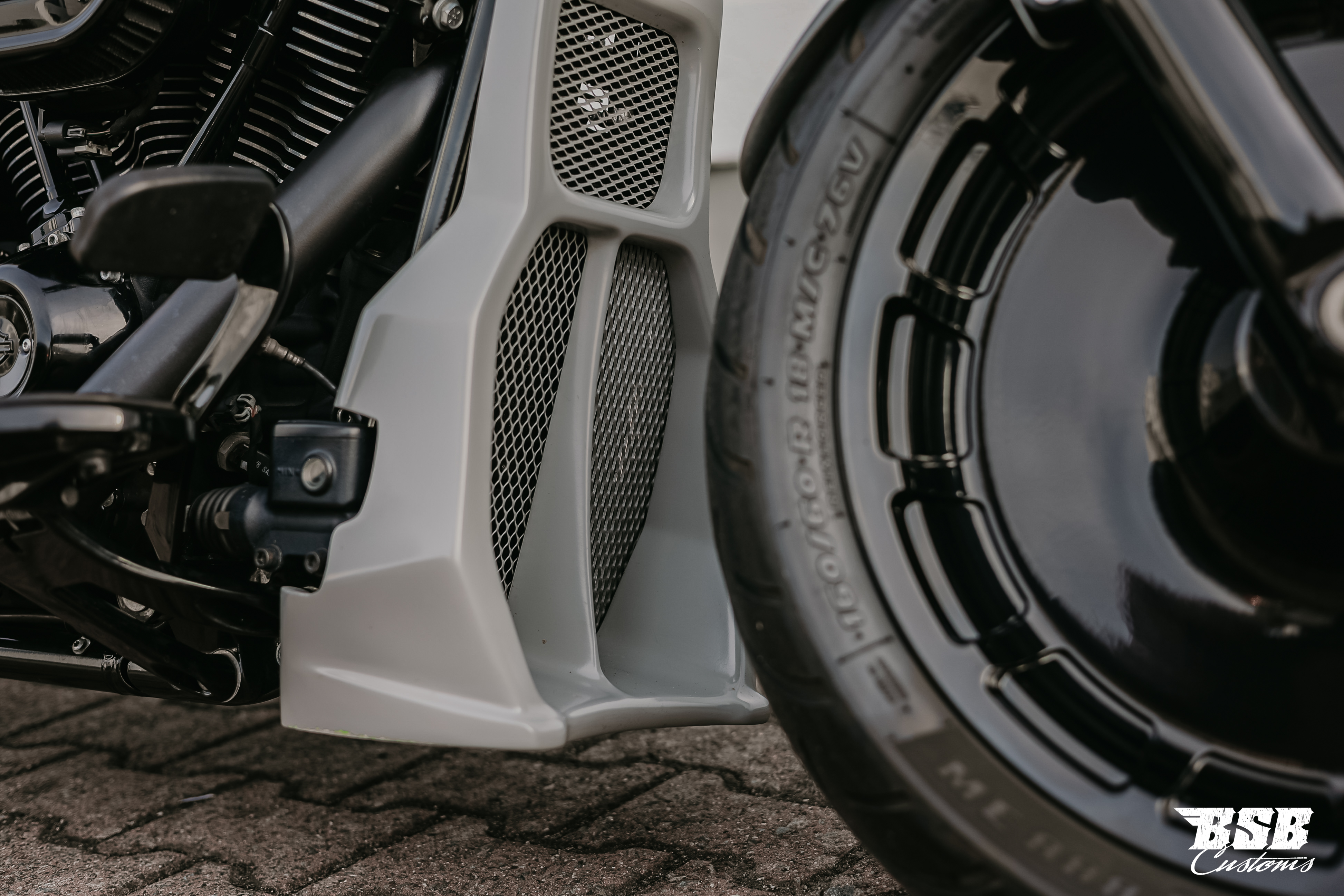 2018 Harley Davidson FAT BOY 107 CUI mit Umbau // Finanzierung ab 4,99% ohne Anzahlung möglich 