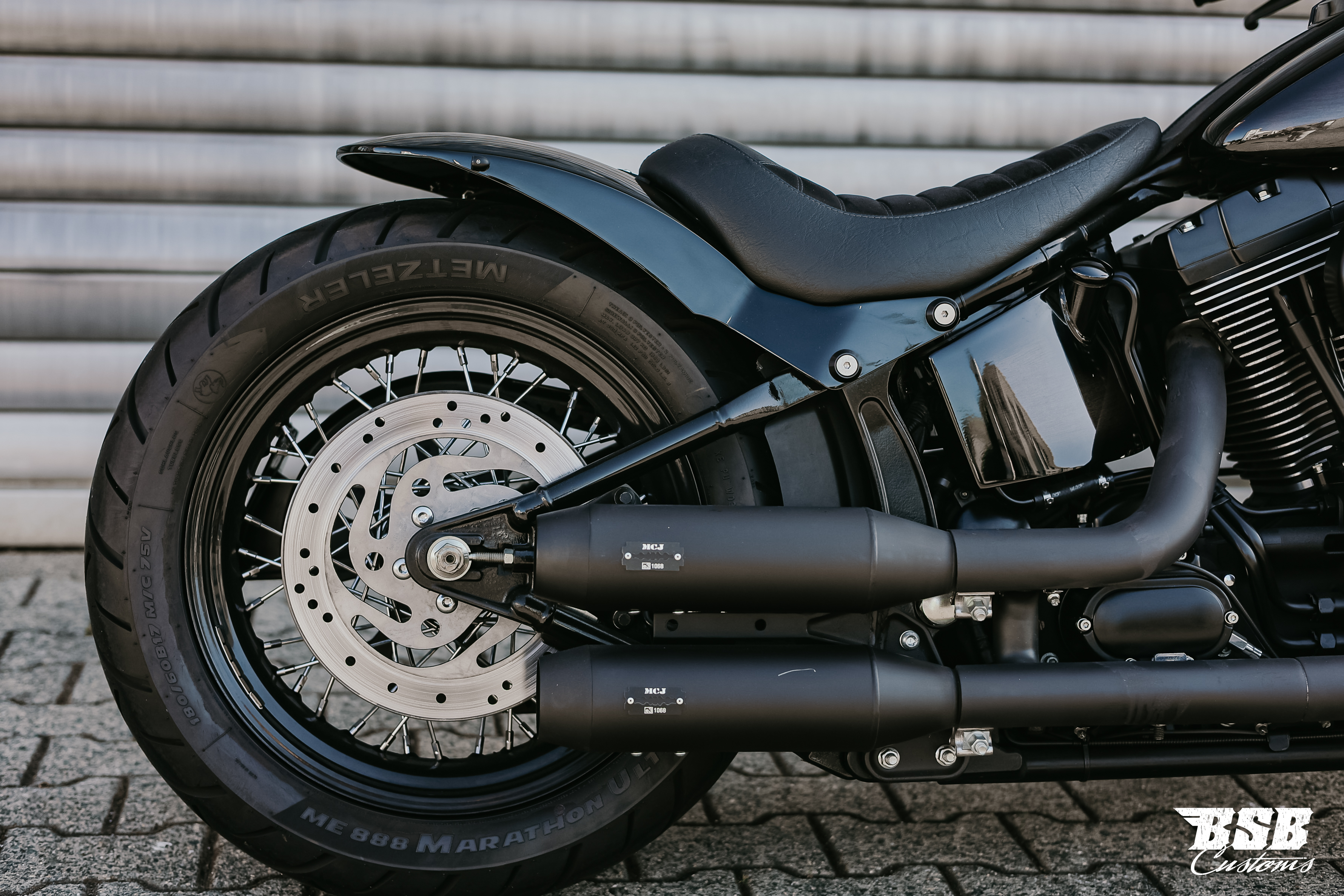 2001 Harley Davidson FLSTF FAT BOY  /// TOP UMBAU /// MCJ Anlage // Airbrush-Lackierung //   Finanzierung möglich    