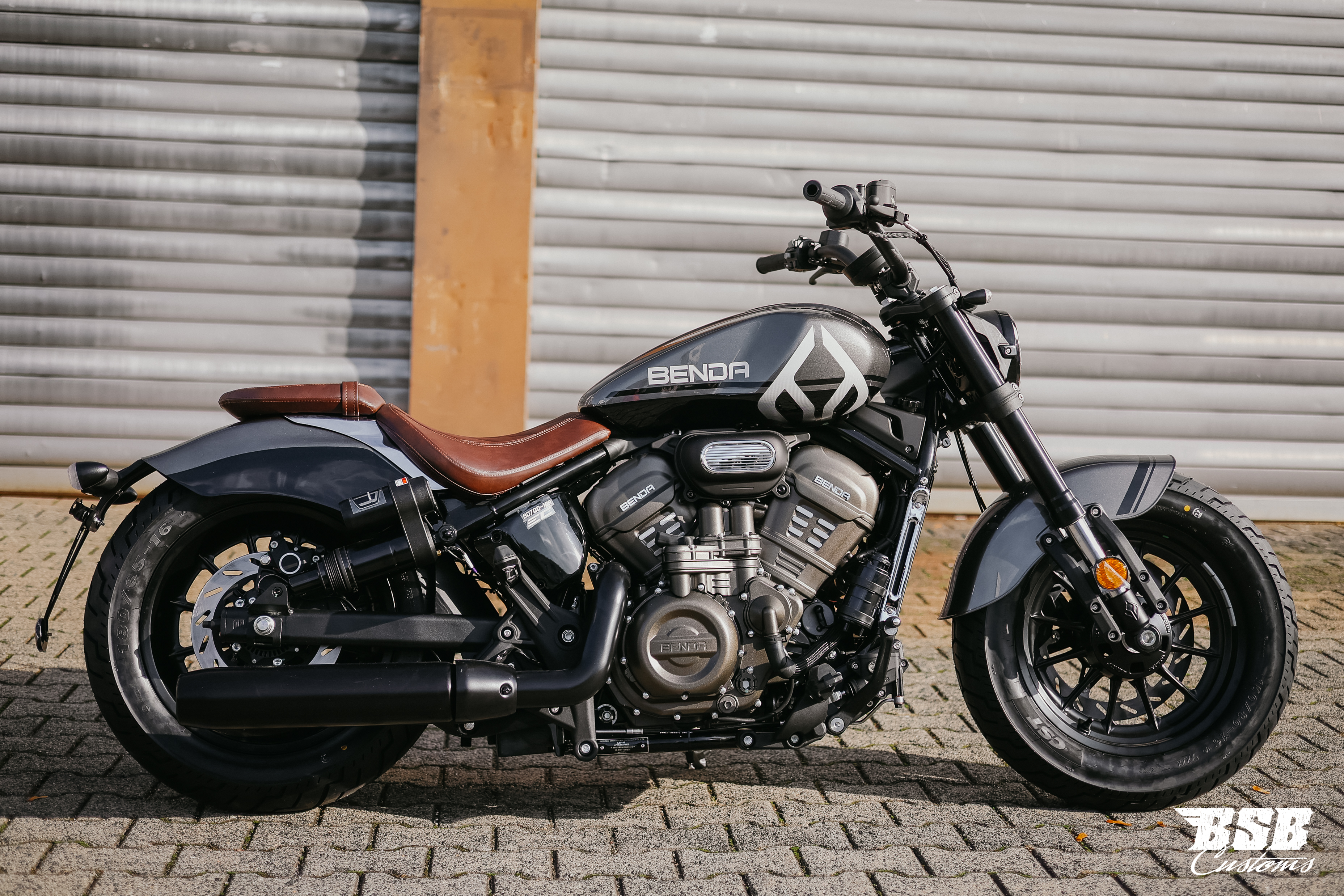 BENDA ROCK 707 Grey – 73 PS, E-Clutch & Luftfahrwerk | Neufahrzeug I  Sofort Verfügbar -  ab 150 EUR ohne Anzahlung finanzieren  