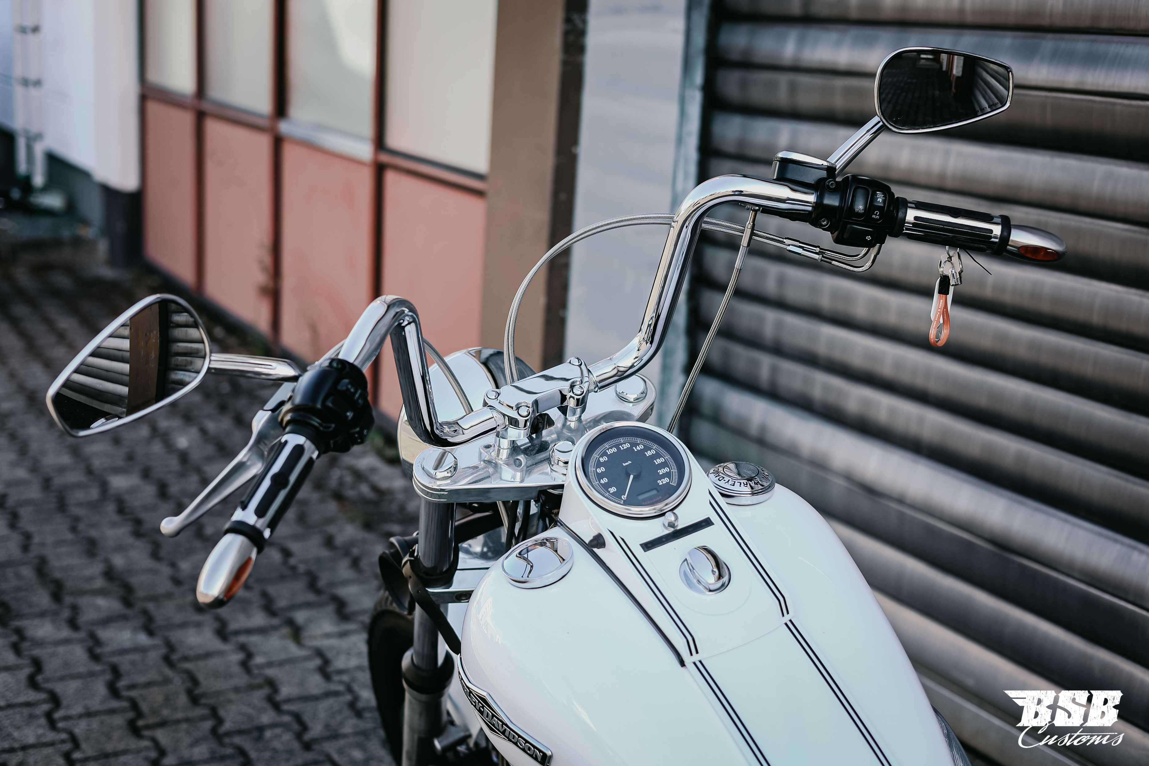 2000 Harley Davidson FXSTB Night Train mit "VERGASER" mit vielen Extras + 12 Monate Garantie 
