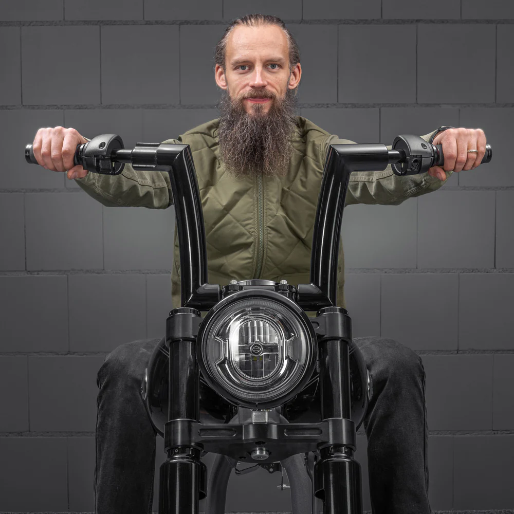 Harley-Davidson Softail 2025 Monarch 2" Fat Bars – Lenker für Modelle mit 1-Zoll Risern