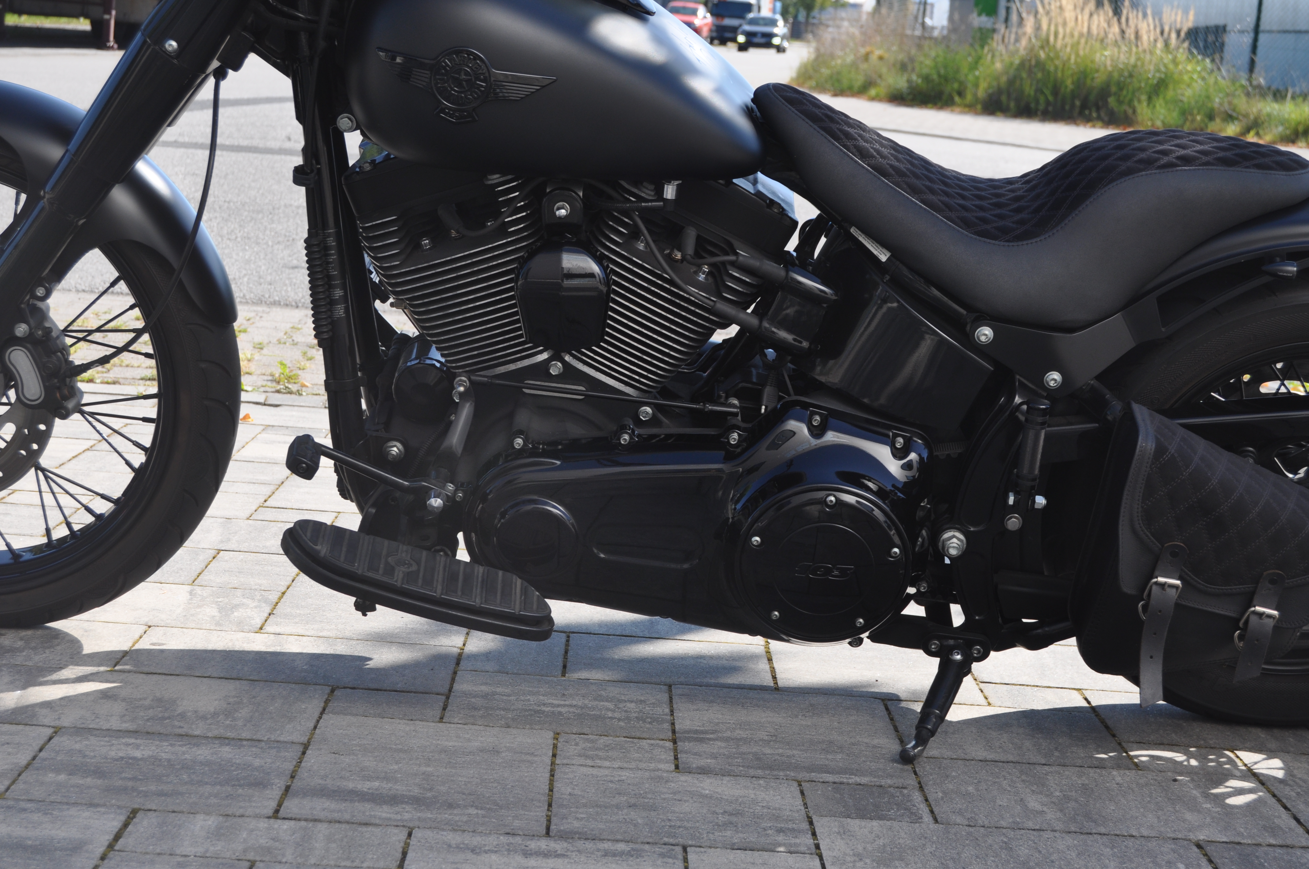 2012 Harley Davidson Softail mit Mega Umbau sehr viele Extras +++ Finanzierung ab 6,99% möglich  