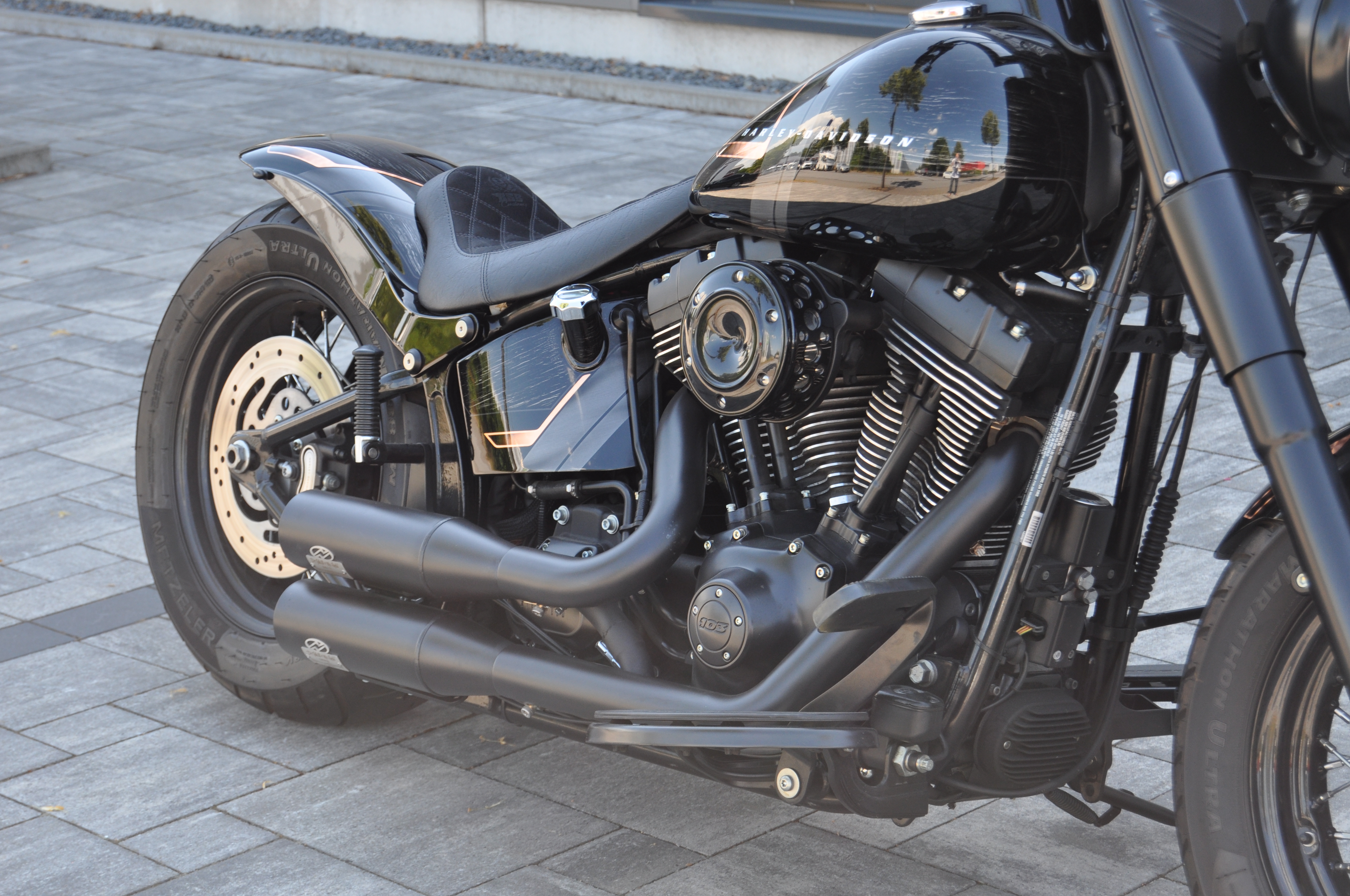2015 Harley Davidson FAT BOY by BSB Customs Mega viele Extras und 12 Monate Garantie 